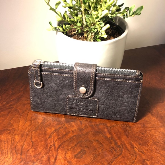 Fossil Leather Wallet